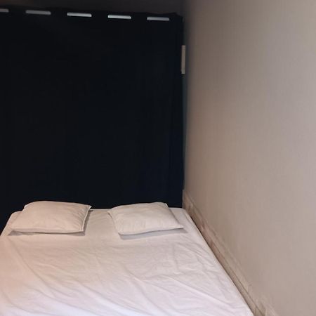 Appartement Pour 4 Personnes Dans Une Rue Tres Calme Saint-Laurent-le-Minier Dış mekan fotoğraf